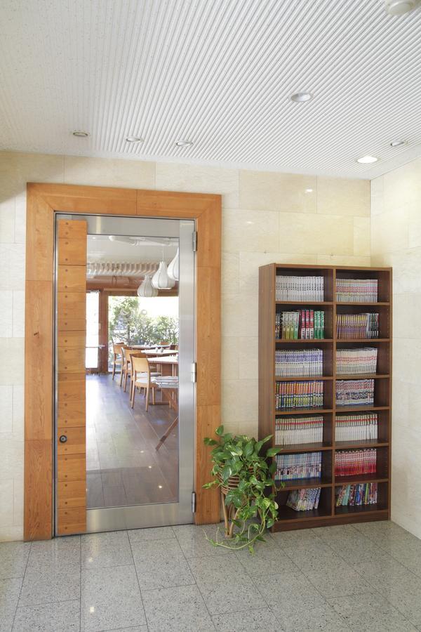 พาร์ค โฮเต็ล กานิ Hotel Kani ภายนอก รูปภาพ